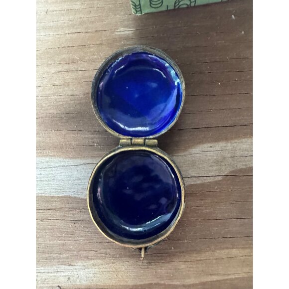 Antique Cloisonné Floral Enamel Trinket Box With Blue Interior & Brass Hinges - Picture 3 of 6